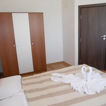 Sea Diamond D14 Apartment